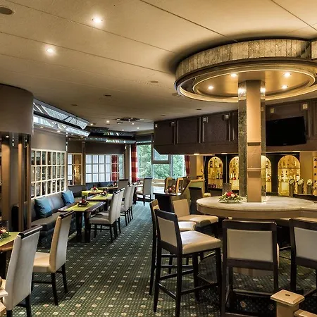 卡塞尔温德姆花园酒店 酒店