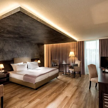 Wyndham Garden 4* Kassel