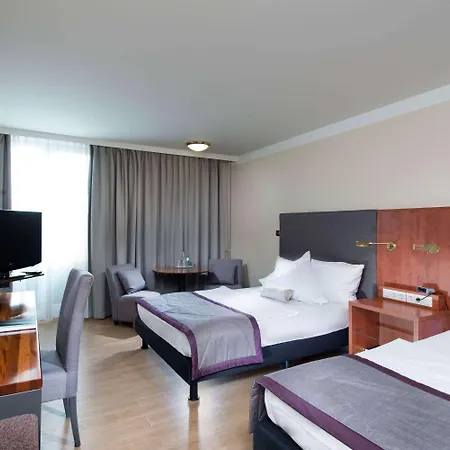 Hotel Wyndham Garden 4*