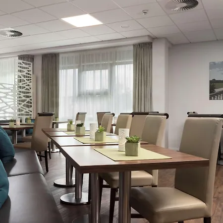 Wyndham Garden Hotel 4*