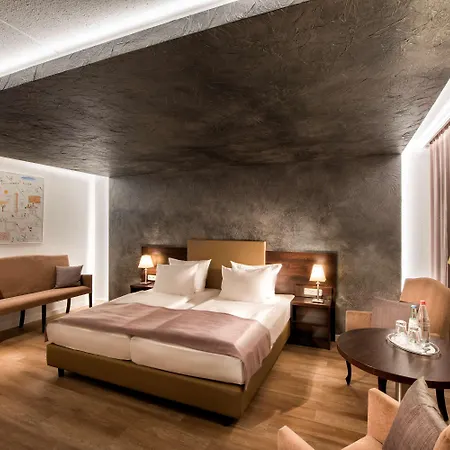 Wyndham Garden Hotel