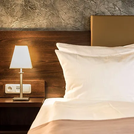 Hotel Wyndham Garden 4*