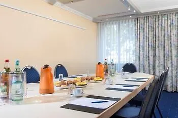 卡塞尔温德姆花园酒店 酒店