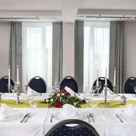 Wyndham Garden Hotel