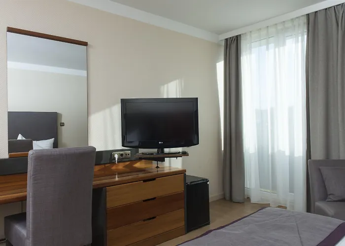 Wyndham Garden Hotel