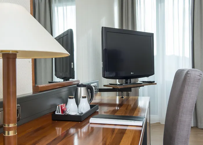 Wyndham Garden Hotel