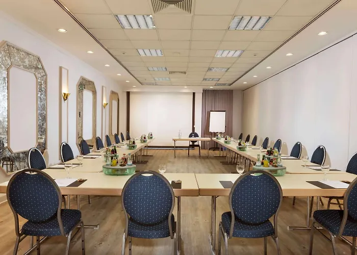 Wyndham Garden Hotel